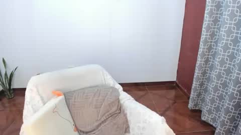 PAULINA online show from 10-22-25, 08:08