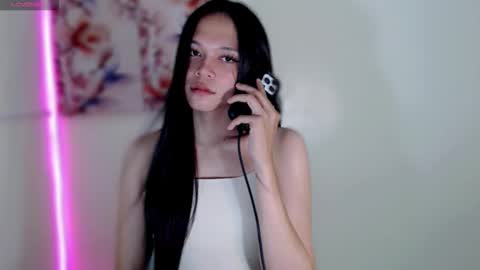 Snapshot of luscious_maxie chatting on 11-09-25, 03:10 Maxie online show from 11-09-25, 03:10