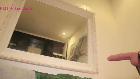 Snapshot of lusciouslipsxx chatting on 10-13-25, 06:02 lusciouslipsxx online show from 10-13-25, 06:02