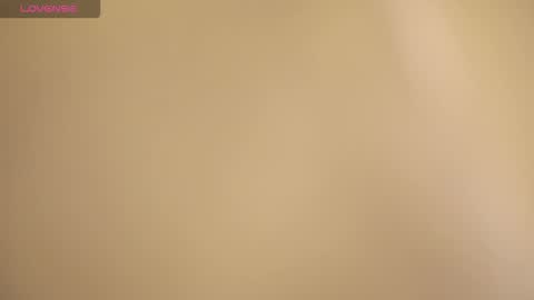 Snapshot of lusciouslipsxx chatting on 10-16-25, 06:03 lusciouslipsxx online show from 10-16-25, 06:03