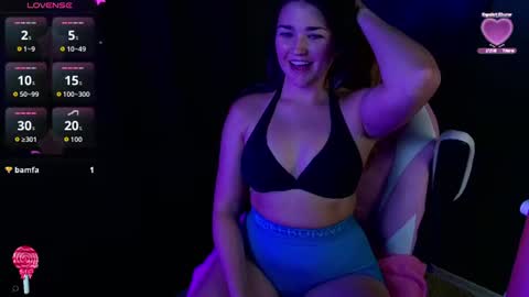 Snapshot of lushlolly chatting on 06-11-26, 03:26 lushlolly online show from 06-11-26, 03:26