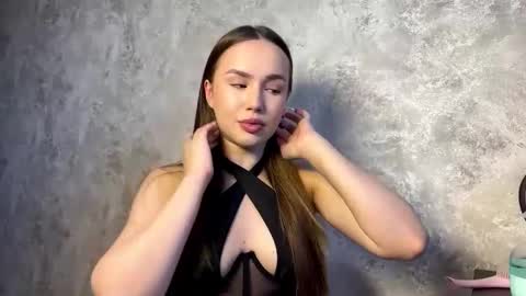 Snapshot of lushmira chatting on 09-24-25, 11:57 Mira online show from 09-24-25, 11:57