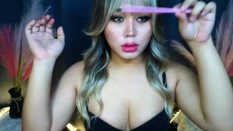 lust online show from 09-15-25, 05:18