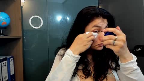 Snapshot of lust_mom chatting on 12-06-24, 09:13 Angela 3 online show from 12-06-24, 09:13