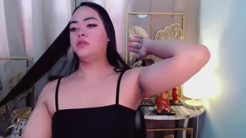 Snapshot of lustfuloffendertrina chatting on 05-11-26, 02:39 Trina online show from 05-11-26, 02:39