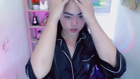 Snapshot of lustfuloffendertrina chatting on 06-02-26, 09:11 Trina online show from 06-02-26, 09:11