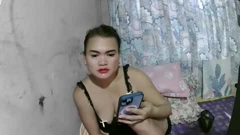 Flora Mae online show from 03-08-26, 05:00