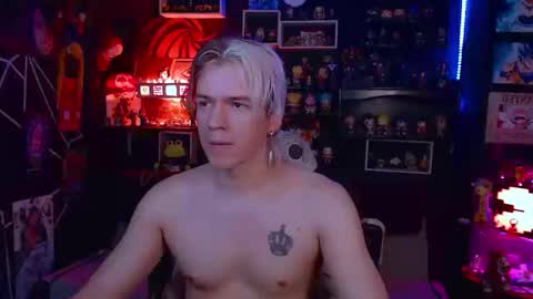 Snapshot of lustymatt chatting on 09-25-25, 11:41 lustymatt online show from 09-25-25, 11:41