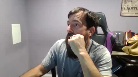 Snapshot of luv2likslit611455 chatting on 10-16-25, 07:20 Luv2likslit online show from 10-16-25, 07:20