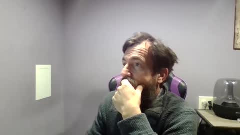 Snapshot of luv2likslit611455 chatting on 11-16-25, 09:04 Luv2likslit online show from 11-16-25, 09:04