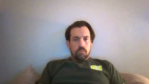 Snapshot of luv2likslit611455 chatting on 07-09-26, 02:26 Luv2likslit online show from 07-09-26, 02:26