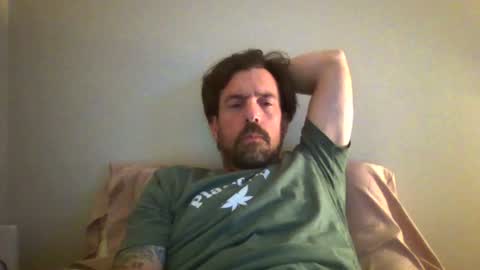 Snapshot of luv2likslit611455 chatting on 07-17-26, 02:07 Luv2likslit online show from 07-17-26, 02:07