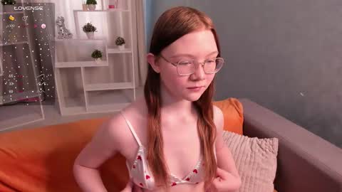 Tessa online show from 03-05-26, 01:56