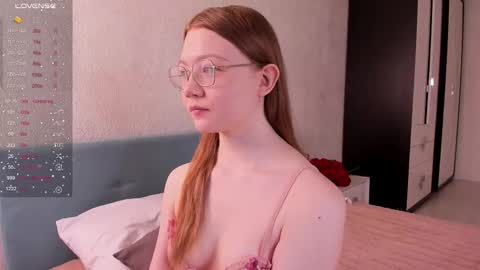 Tessa online show from 03-11-26, 01:44