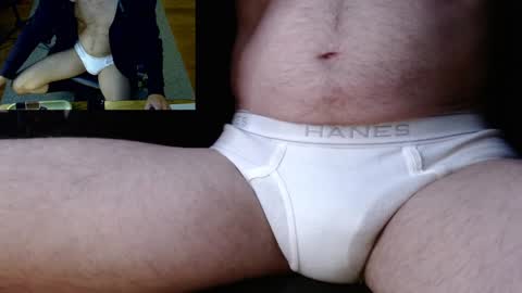 Snapshot of luvshonitoff chatting on 01-03-25, 05:39 Jim Bo online show from 01-03-25, 05:39