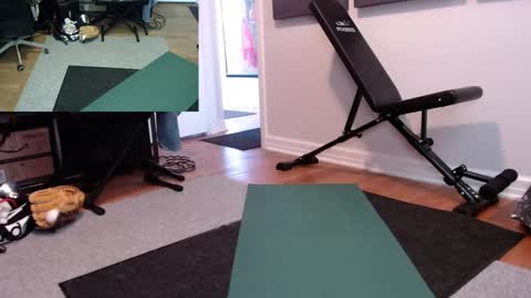 Snapshot of luvshonitoff chatting on 02-08-25, 10:51 Jim Bo online show from 02-08-25, 10:51