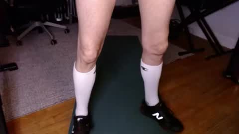 Snapshot of luvshonitoff chatting on 09-17-25, 11:50 Jim Bo online show from 09-17-25, 11:50