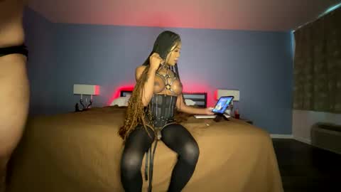 luvvlee online show from 04-08-26, 11:05