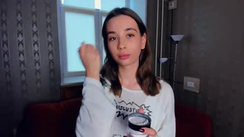 Snapshot of luvwithinn chatting on 11-08-25, 11:54 Eliza online show from 11-08-25, 11:54