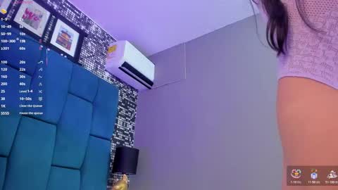 Snapshot of lux_bitchx chatting on 10-21-25, 06:03 lux_bitchx online show from 10-21-25, 06:03