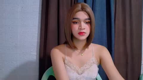 queen lux online show from 02-23-26, 06:33