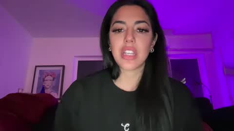 luxcher22 online show from 04-29-26, 03:43