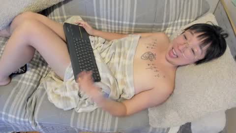 LuxGray online show from 10-17-25, 12:01