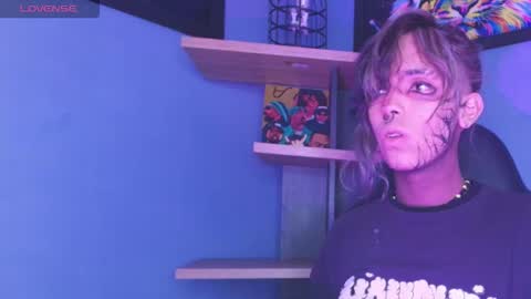 Luxiel 3 online show from 11-22-25, 12:09