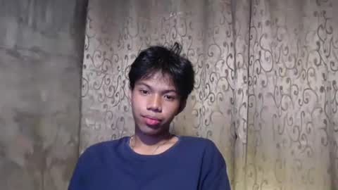 Snapshot of luxirfy_xx chatting on 10-12-25, 07:02 luxirfy online show from 10-12-25, 07:02