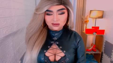 Sasha Blaire online show from 11-13-25, 07:07