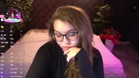 luxsopphia_ online show from 06-26-26, 12:53