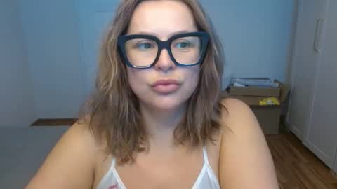 Snapshot of luxxx_diana chatting on 10-12-25, 09:30 Diana online show from 10-12-25, 09:30