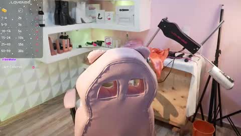 Snapshot of luz_celeste_ chatting on 01-14-26, 01:33 Luz online show from 01-14-26, 01:33