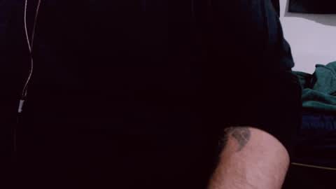 Snapshot of lvcifer_ chatting on 12-04-24, 02:42 ayoo online show from 12-04-24, 02:42