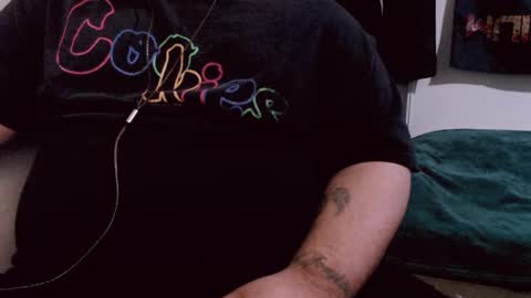 Snapshot of lvcifer_ chatting on 01-03-25, 08:10 ayoo online show from 01-03-25, 08:10