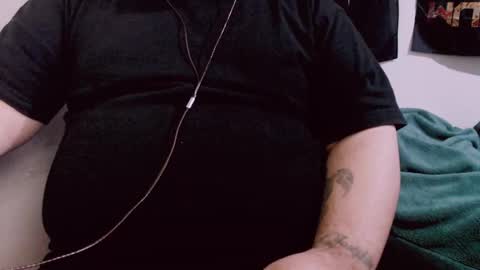 Snapshot of lvcifer_ chatting on 01-24-25, 07:07 ayoo online show from 01-24-25, 07:07