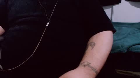 Snapshot of lvcifer_ chatting on 02-15-25, 09:27 ayoo online show from 02-15-25, 09:27