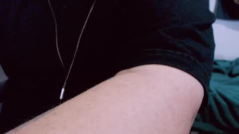 Snapshot of lvcifer_ chatting on 02-24-25, 07:52 ayoo online show from 02-24-25, 07:52