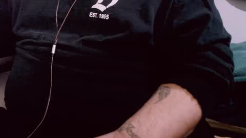 Snapshot of lvcifer_ chatting on 02-26-25, 06:21 ayoo online show from 02-26-25, 06:21