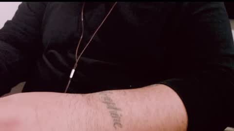 Snapshot of lvcifer_ chatting on 03-12-25, 06:00 ayoo online show from 03-12-25, 06:00