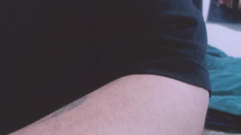 Snapshot of lvcifer_ chatting on 10-09-25, 08:01 ayoo online show from 10-09-25, 08:01