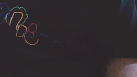 Snapshot of lvcifer_ chatting on 10-21-25, 06:25 ayoo online show from 10-21-25, 06:25