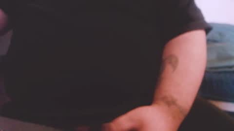 Snapshot of lvcifer_ chatting on 10-31-25, 05:14 ayoo online show from 10-31-25, 05:14