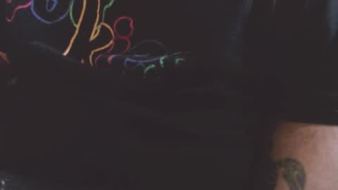 Snapshot of lvcifer_ chatting on 11-02-25, 08:17 ayoo online show from 11-02-25, 08:17