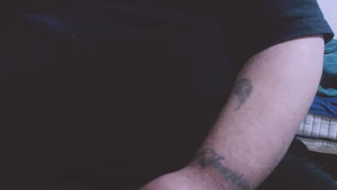 Snapshot of lvcifer_ chatting on 11-24-25, 07:52 ayoo online show from 11-24-25, 07:52