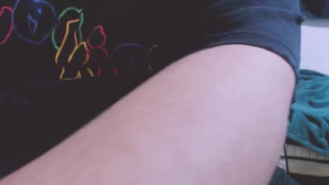 Snapshot of lvcifer_ chatting on 11-25-25, 07:03 ayoo online show from 11-25-25, 07:03