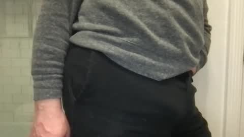 lvguynextdoor440656 online show from 02-12-26, 01:00