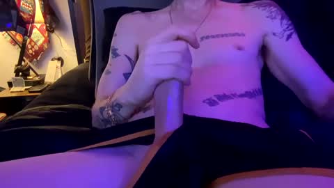 lwooda online show from 09-27-25, 02:49