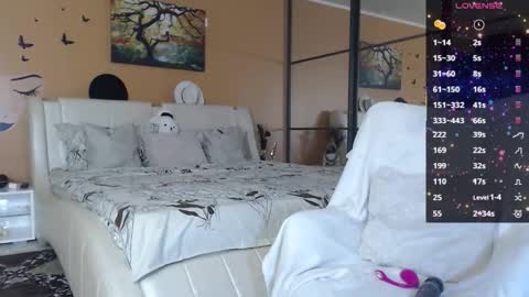 Snapshot of lxlpalmalxl chatting on 11-24-25, 04:12 Palma online show from 11-24-25, 04:12