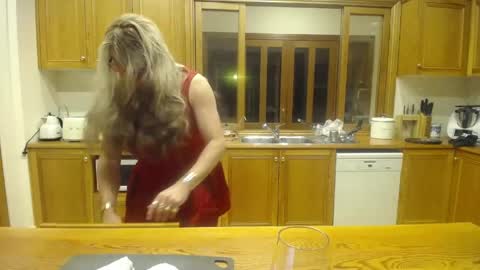 MatureAusCD online show from 05-20-26, 04:02